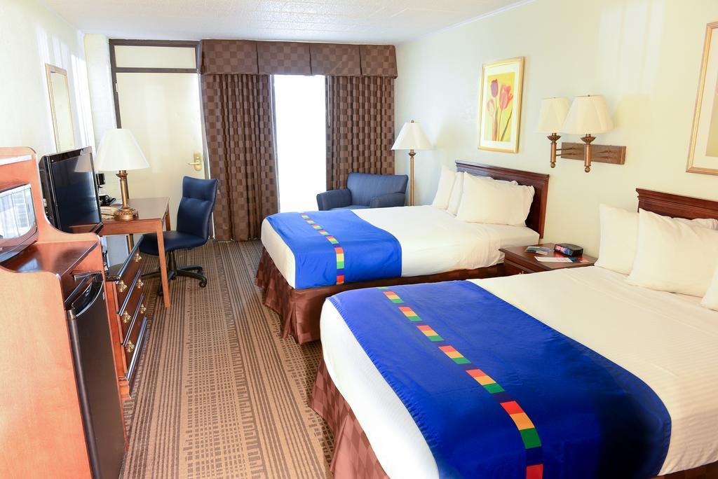 Park Inn By Radisson Sharon West Middlesex Chambre photo