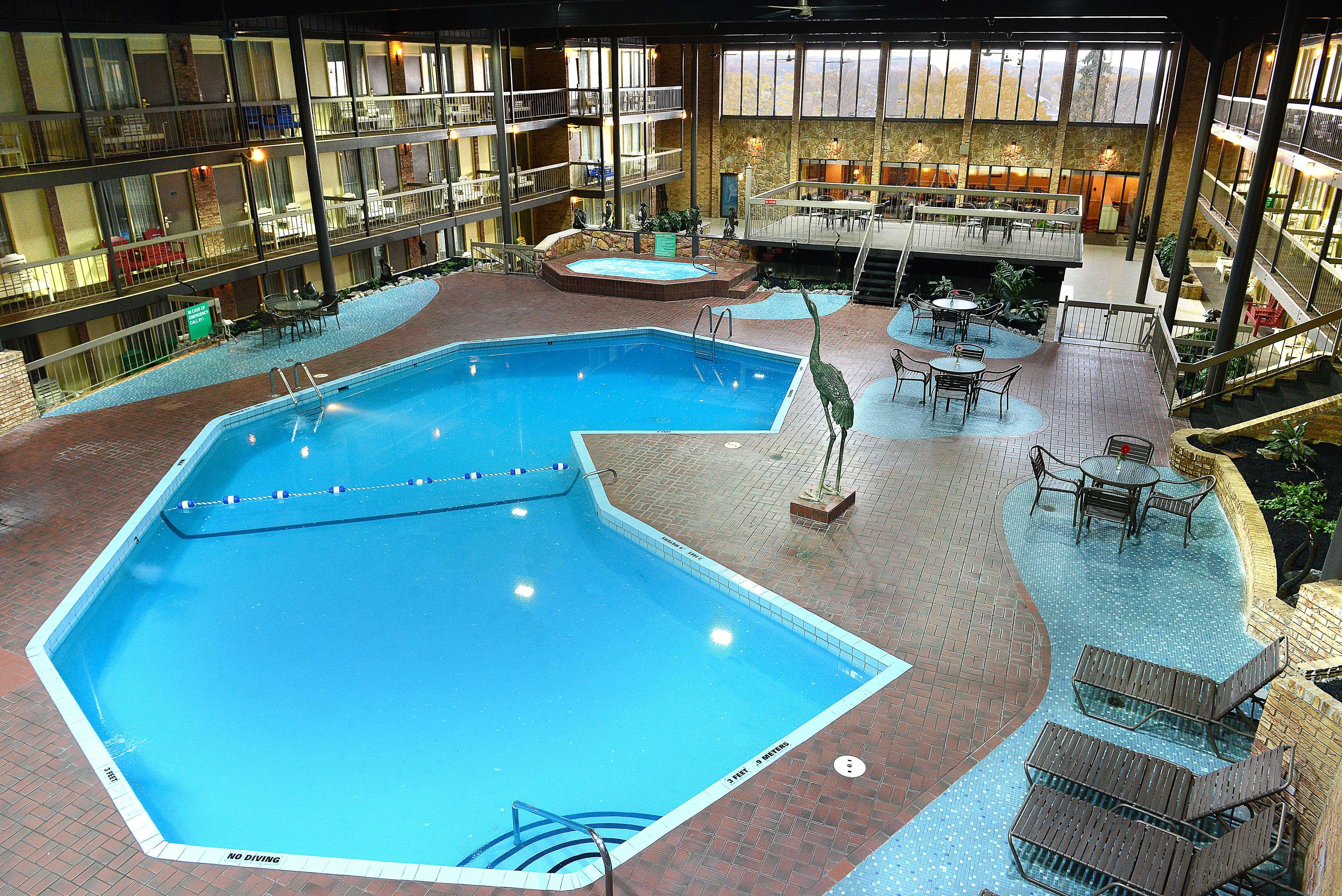 Park Inn By Radisson Sharon West Middlesex Extérieur photo