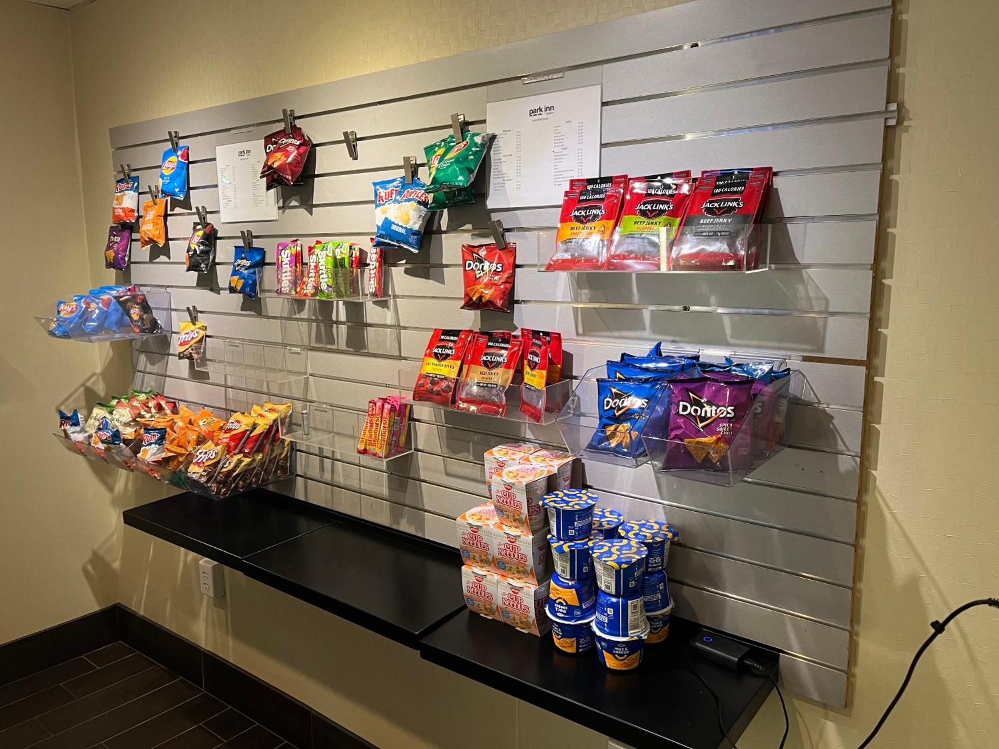 Park Inn By Radisson Sharon West Middlesex Extérieur photo