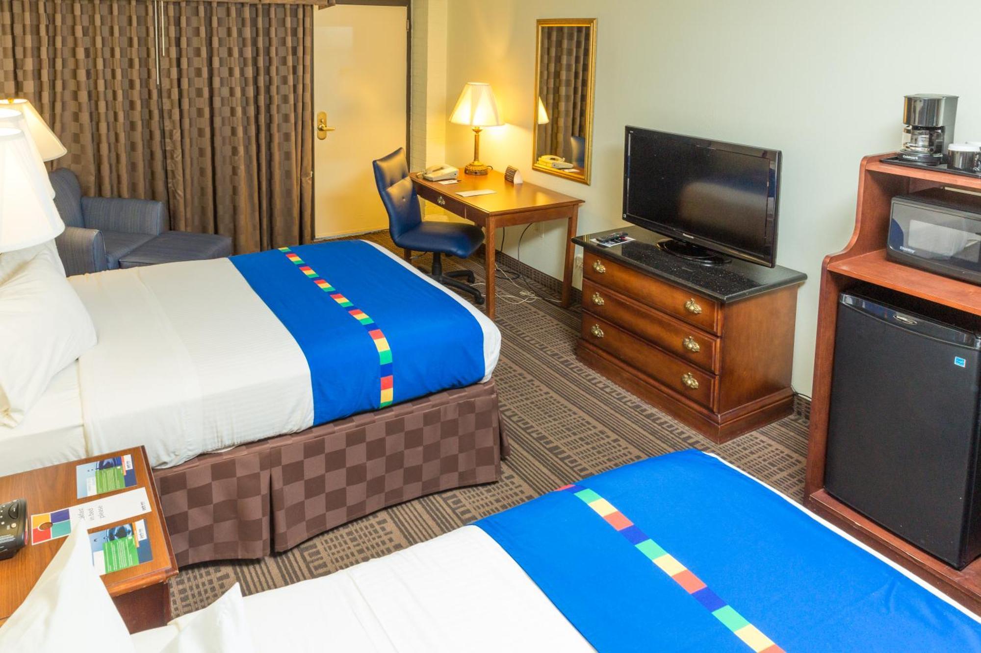 Park Inn By Radisson Sharon West Middlesex Extérieur photo