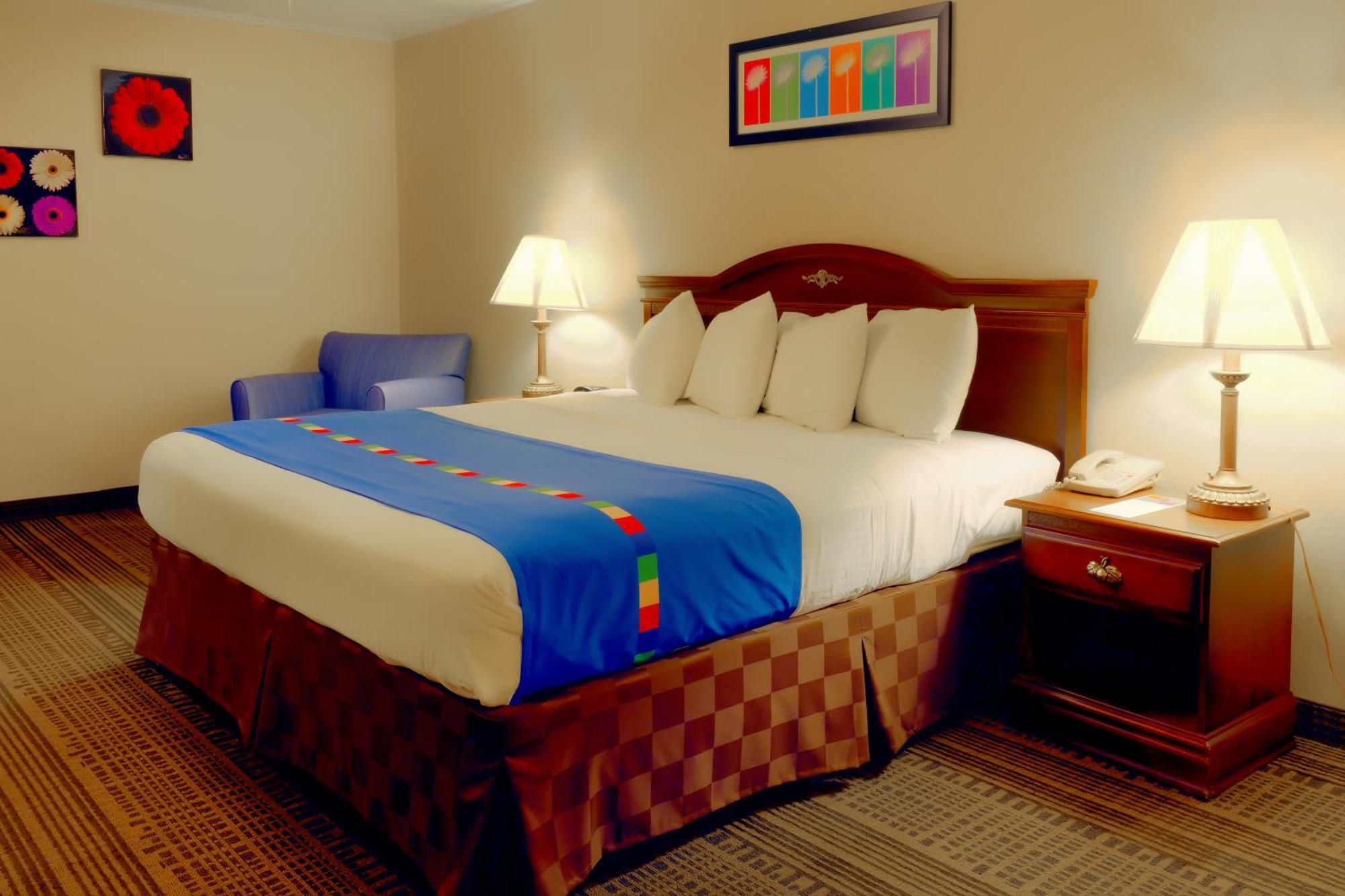 Park Inn By Radisson Sharon West Middlesex Extérieur photo